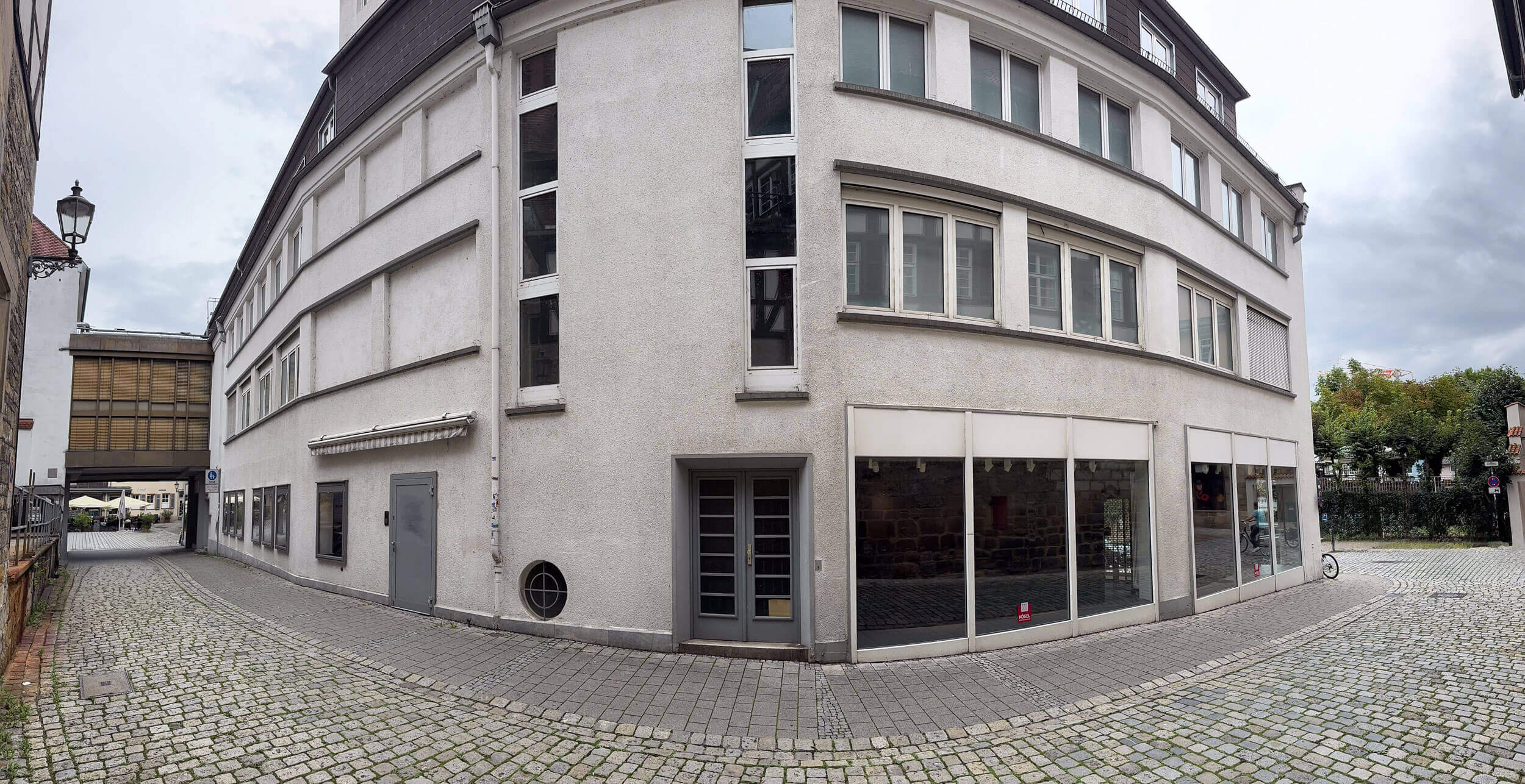 Kögel Gebäude von der Rückseite Das Kögel Gebäude von der Rückseite, ein Bild zur Seite Argumentation Pfleghof vs. Kögel – Thema: Stadtbücherei Esslingen